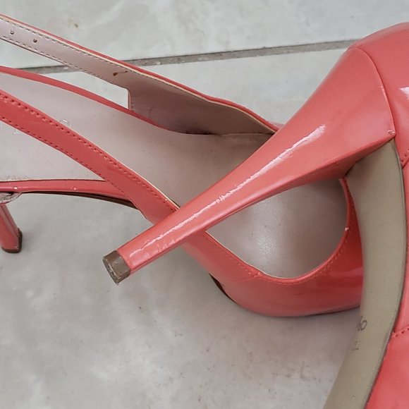 Guess Platform Pumps - Picture 2 of 2